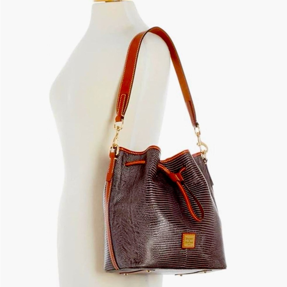 Dooney & Bourke Bag